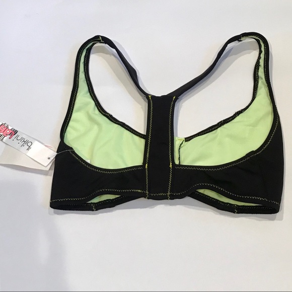 Two Piece - Picture 3 of 5